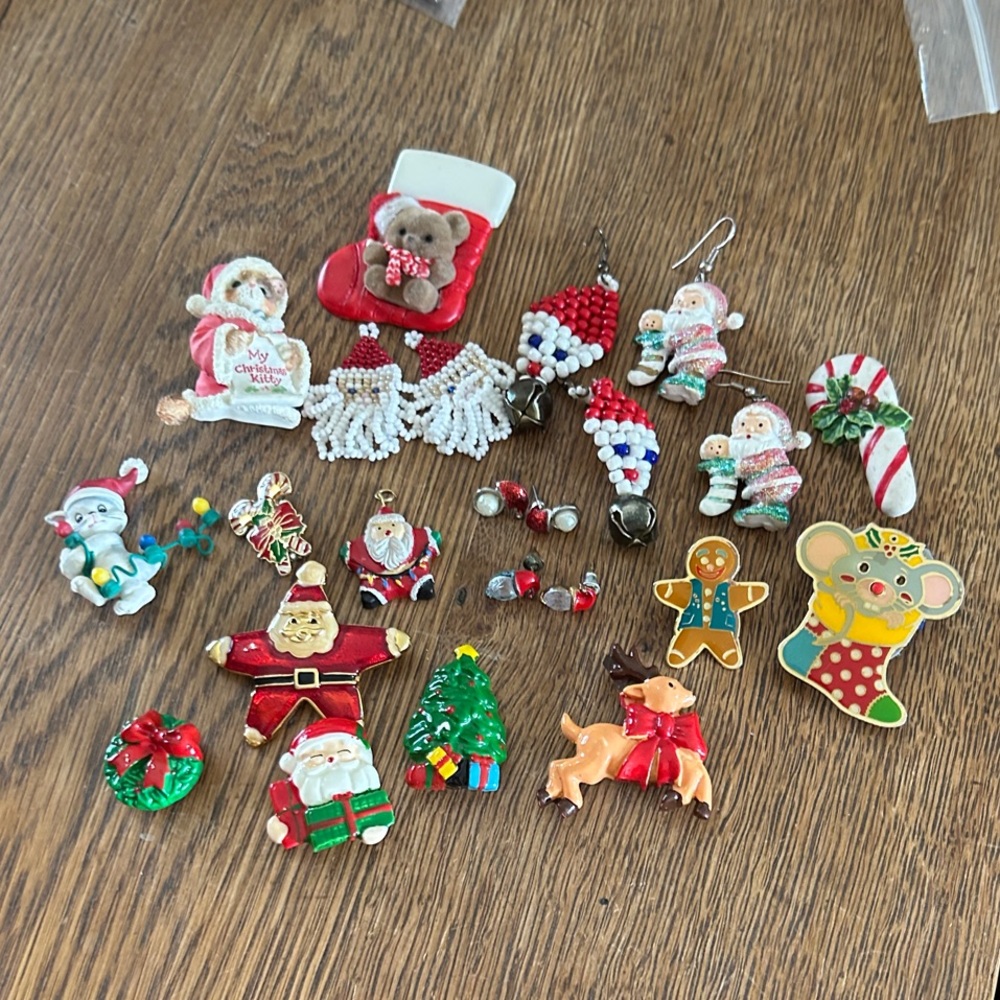 Festive Holiday Jewelry Set with Santa and Reindeer